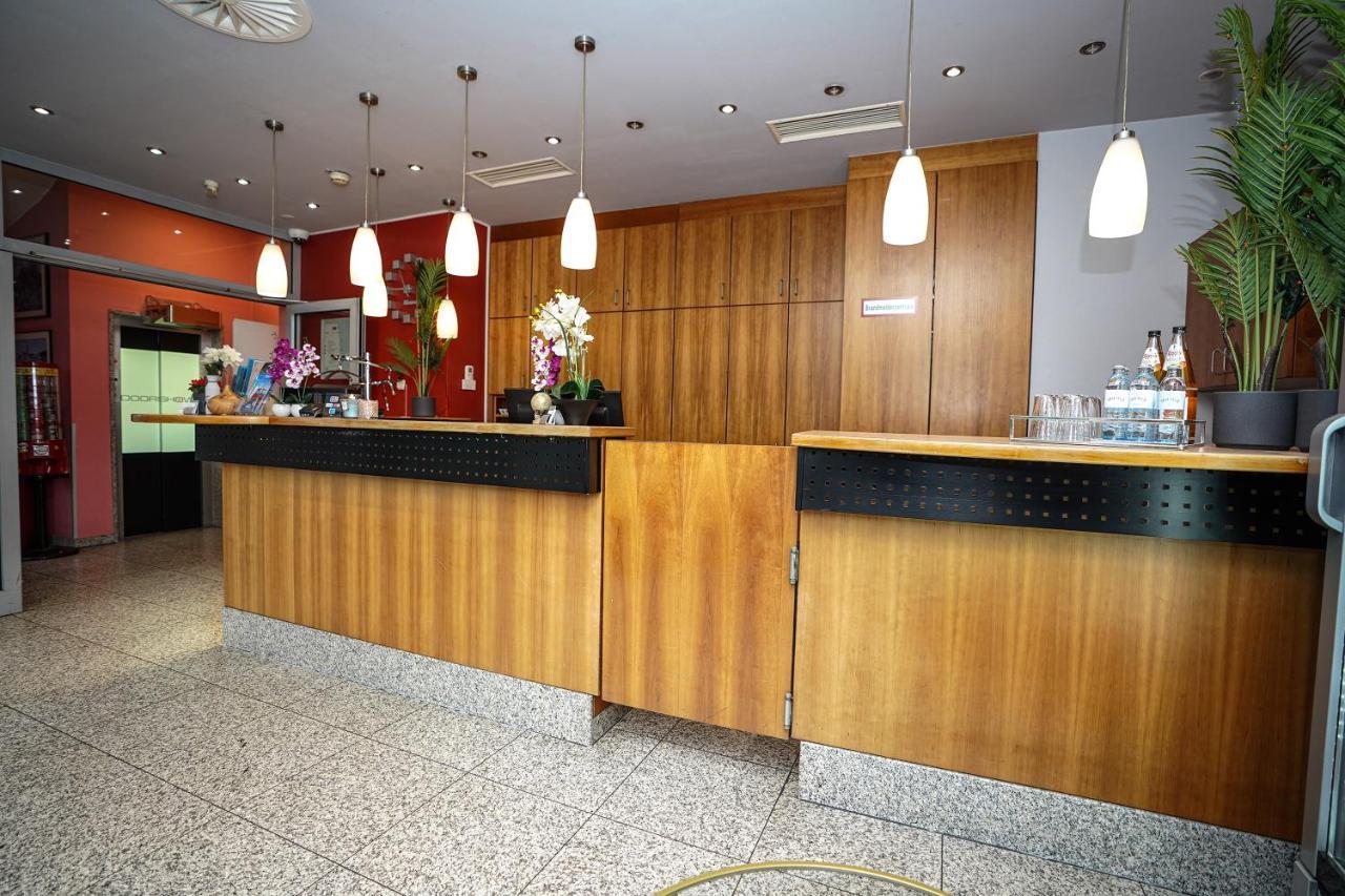 Hotel Miramar Am Roemer Frankfurt nad Menem Zewnętrze zdjęcie