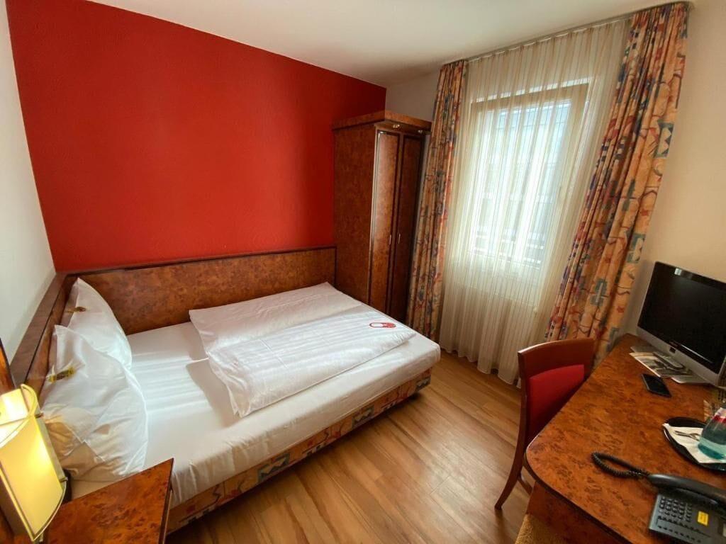 Hotel Miramar Am Roemer Frankfurt nad Menem Zewnętrze zdjęcie