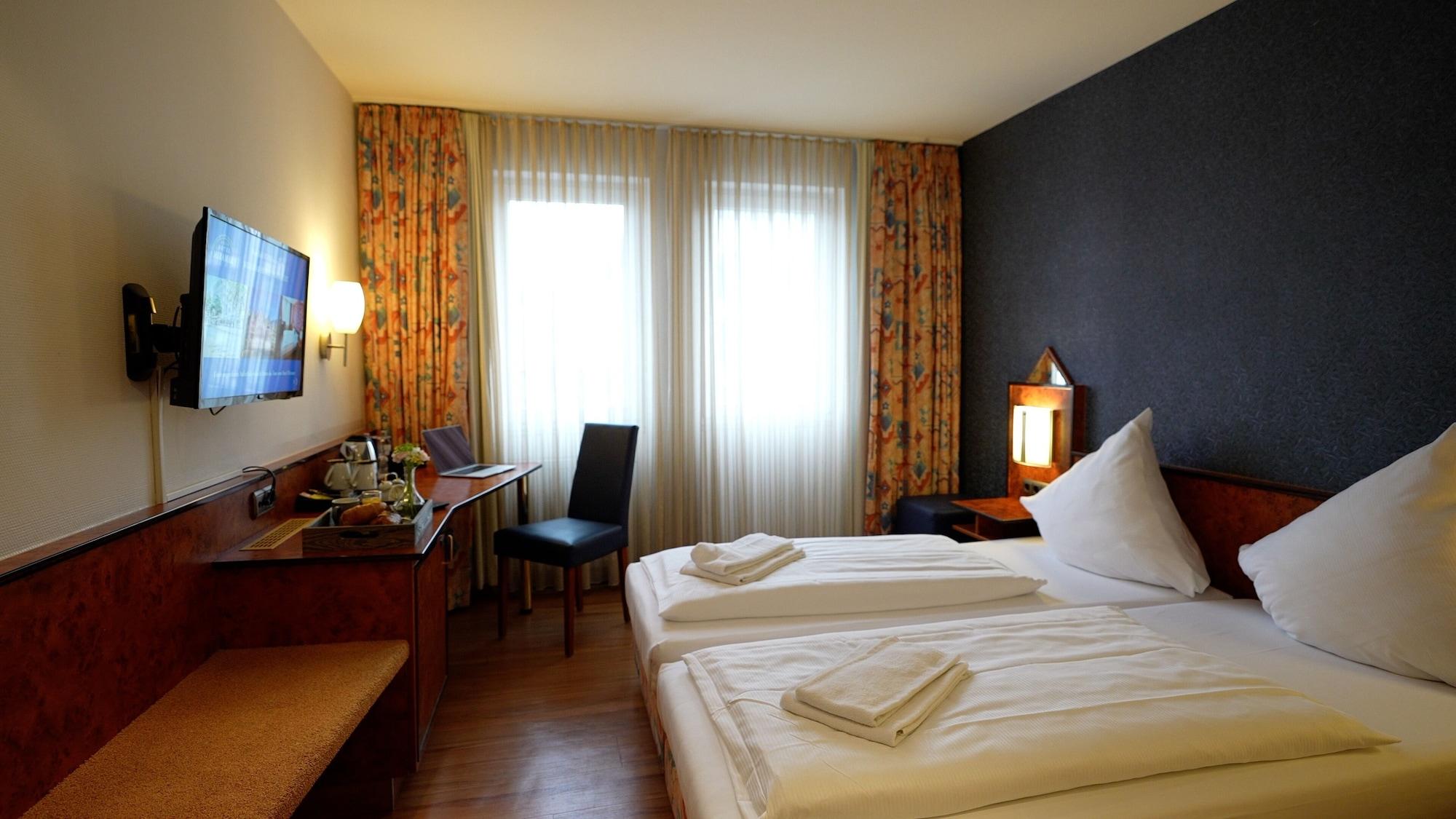 Hotel Miramar Am Roemer Frankfurt nad Menem Zewnętrze zdjęcie